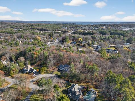 26 Mitchellwood Drive Falmouth ME 04105