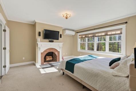 26 Mitchellwood Drive Falmouth ME 04105