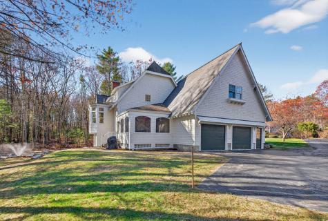 26 Mitchellwood Drive Falmouth ME 04105