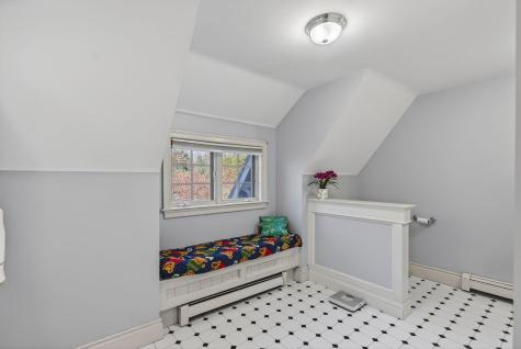 26 Mitchellwood Drive Falmouth ME 04105