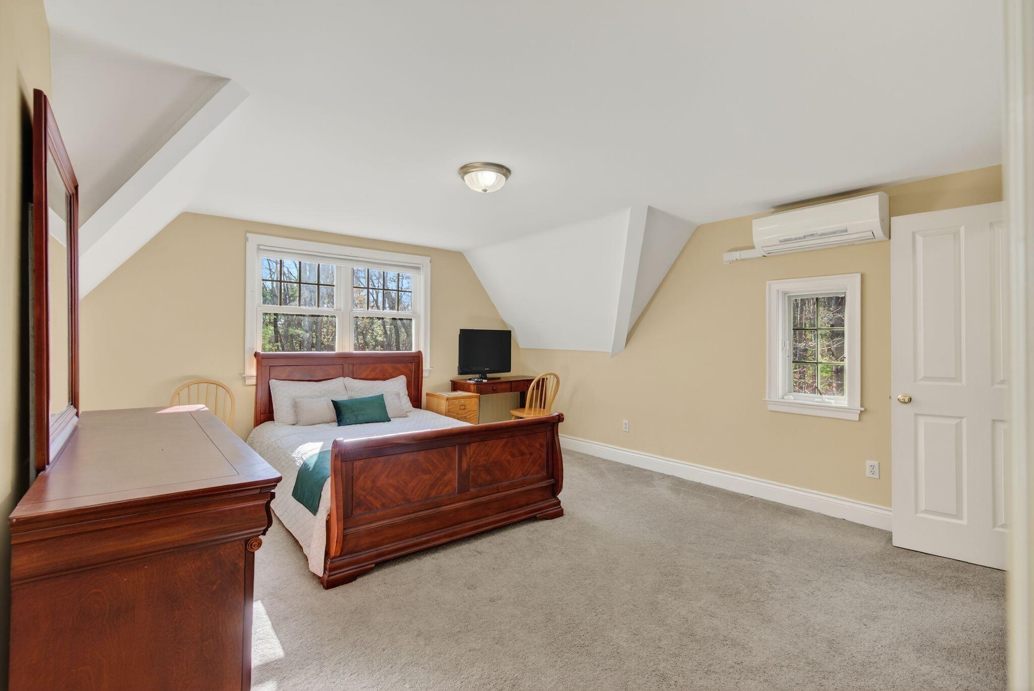 26 Mitchellwood Drive Falmouth ME 04105