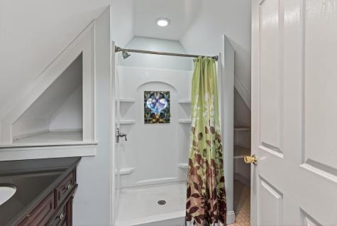 26 Mitchellwood Drive Falmouth ME 04105