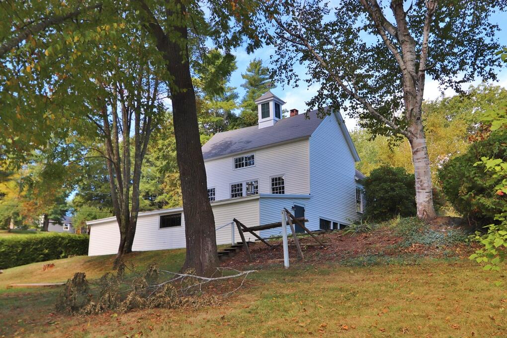 59 Summer Street Hampden ME 04444