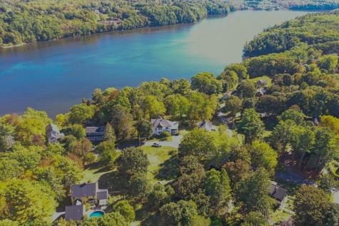 59 Summer Street Hampden ME 04444