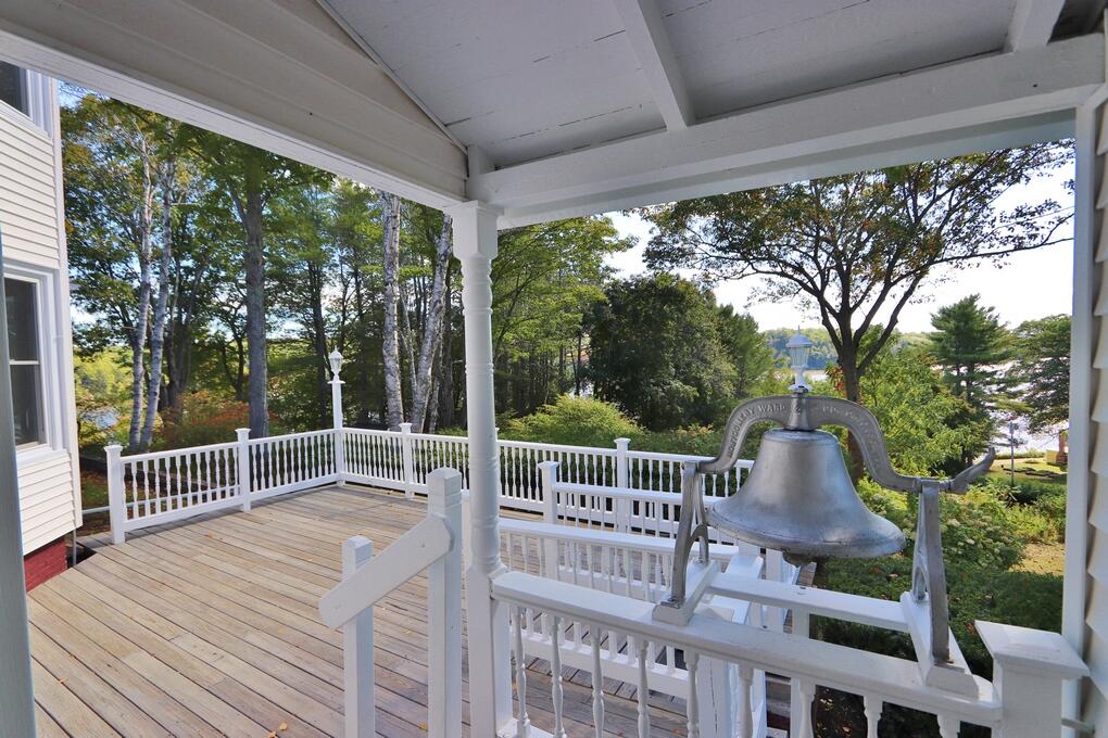 59 Summer Street Hampden ME 04444