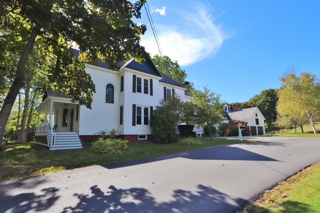 59 Summer Street Hampden ME 04444
