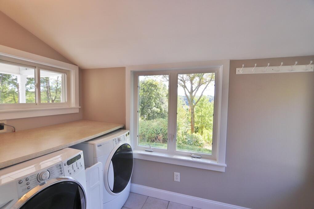 59 Summer Street Hampden ME 04444