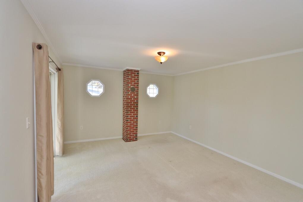 59 Summer Street Hampden ME 04444