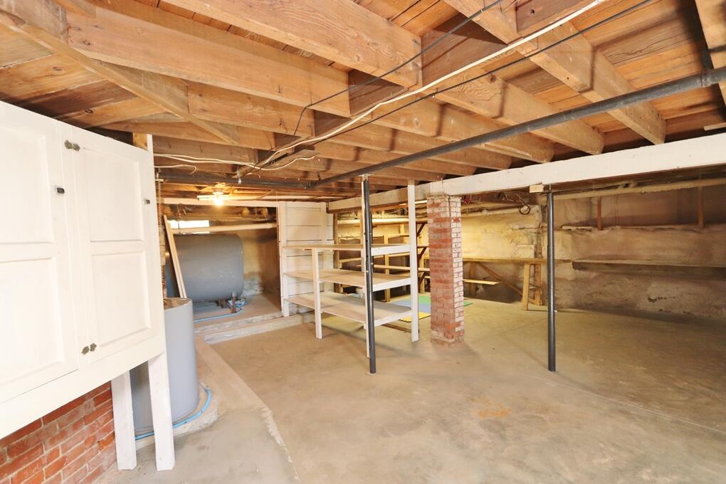 59 Summer Street Hampden ME 04444