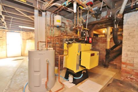 59 Summer Street Hampden ME 04444