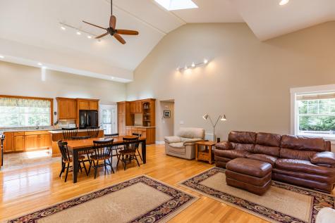 88 Shaker Road Gray ME 04039