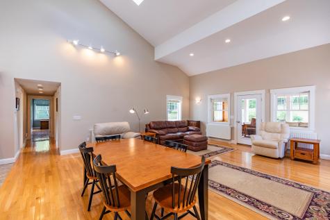 88 Shaker Road Gray ME 04039