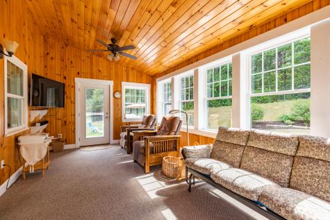 88 Shaker Road Gray ME 04039