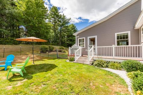 88 Shaker Road Gray ME 04039