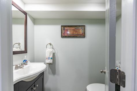 88 Shaker Road Gray ME 04039