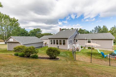 88 Shaker Road Gray ME 04039