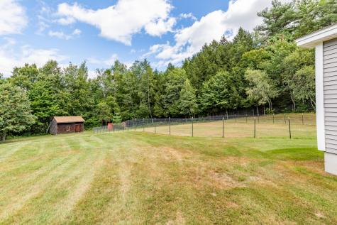 88 Shaker Road Gray ME 04039
