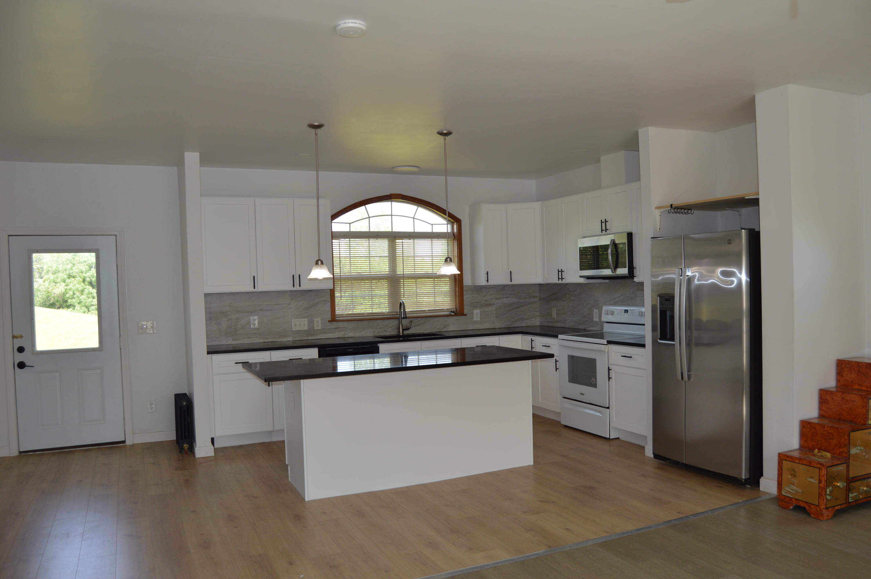 10 Heino Lane China ME 04358