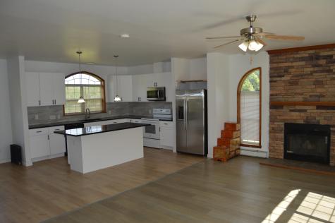 10 Heino Lane China ME 04358