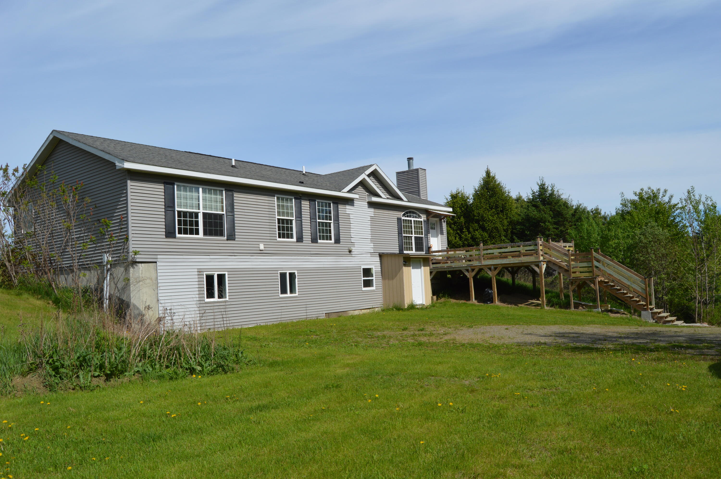 10 Heino Lane China ME 04358