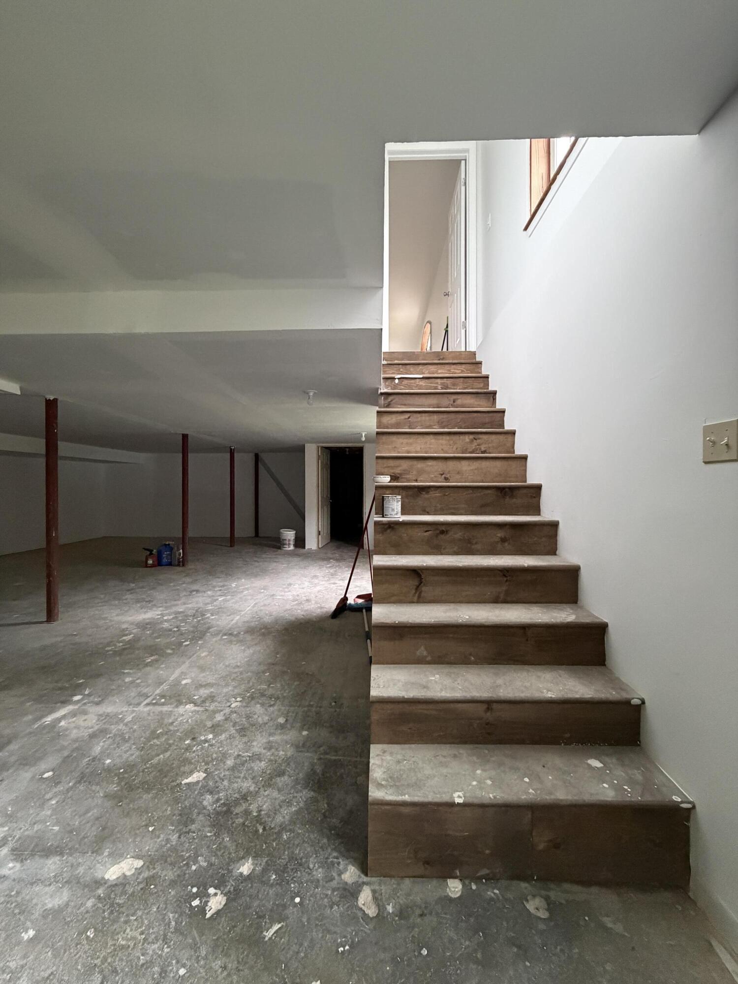 10 Heino Lane China ME 04358