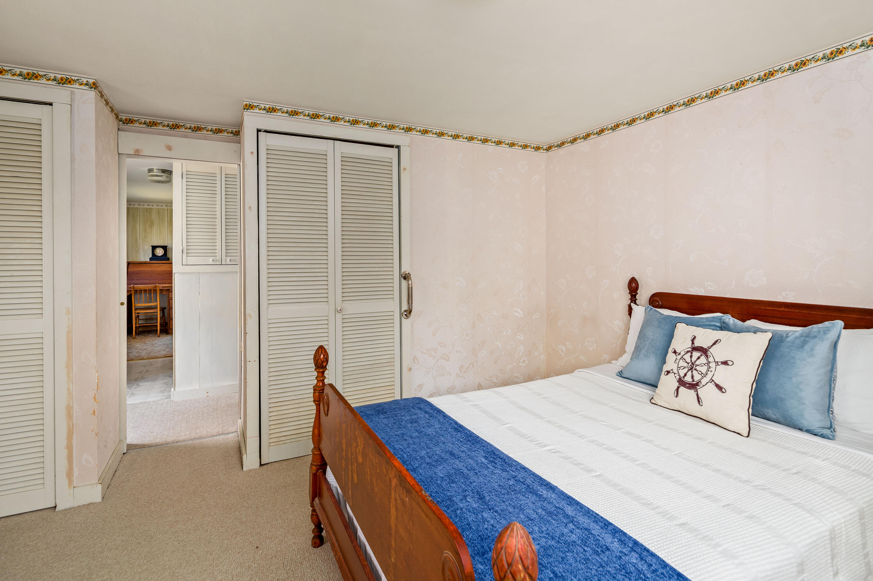 18 Third & Patricia Street Saint George ME 04859