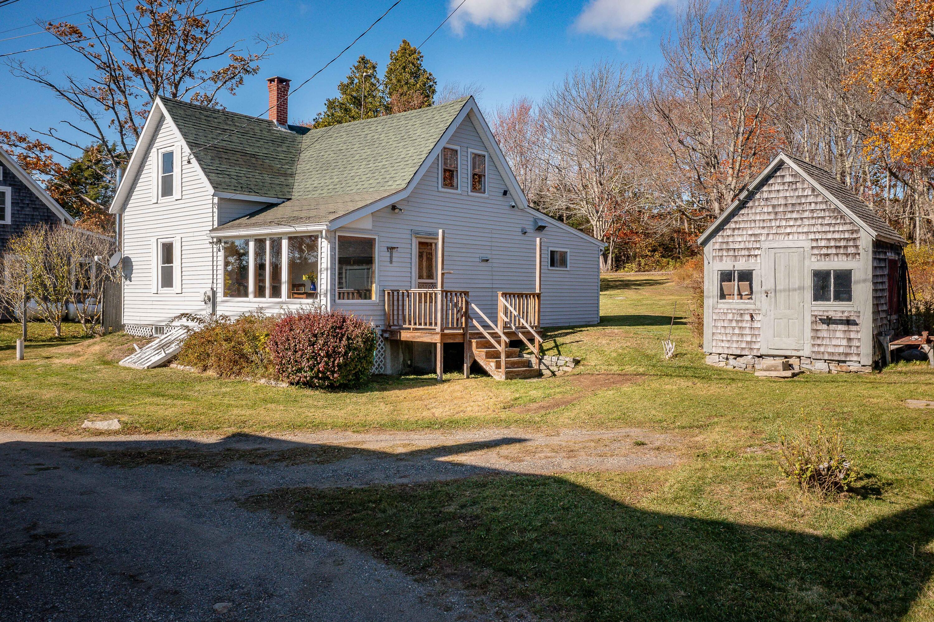 18 Third & Patricia Street Saint George ME 04859