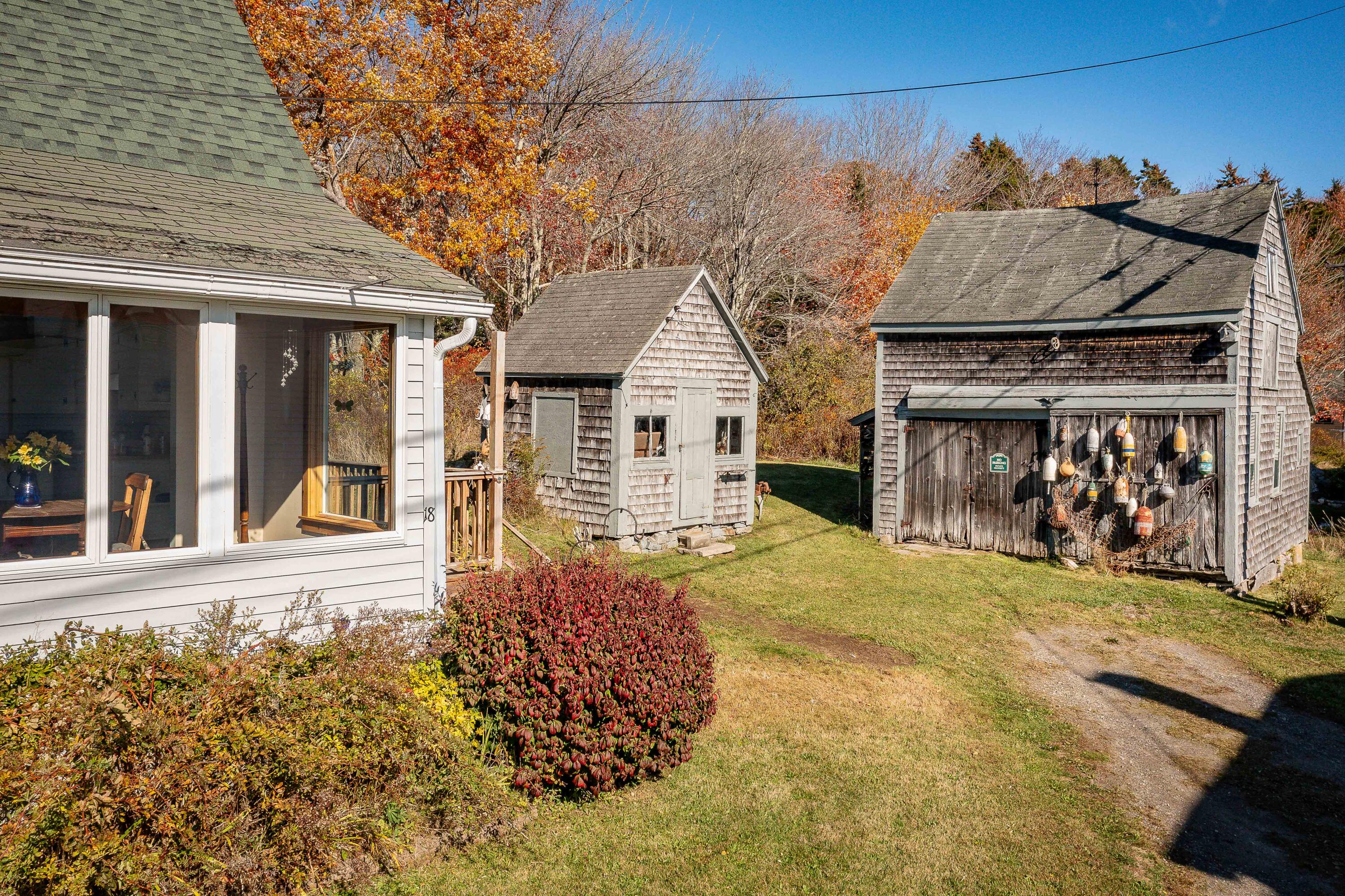 18 Third & Patricia Street Saint George ME 04859