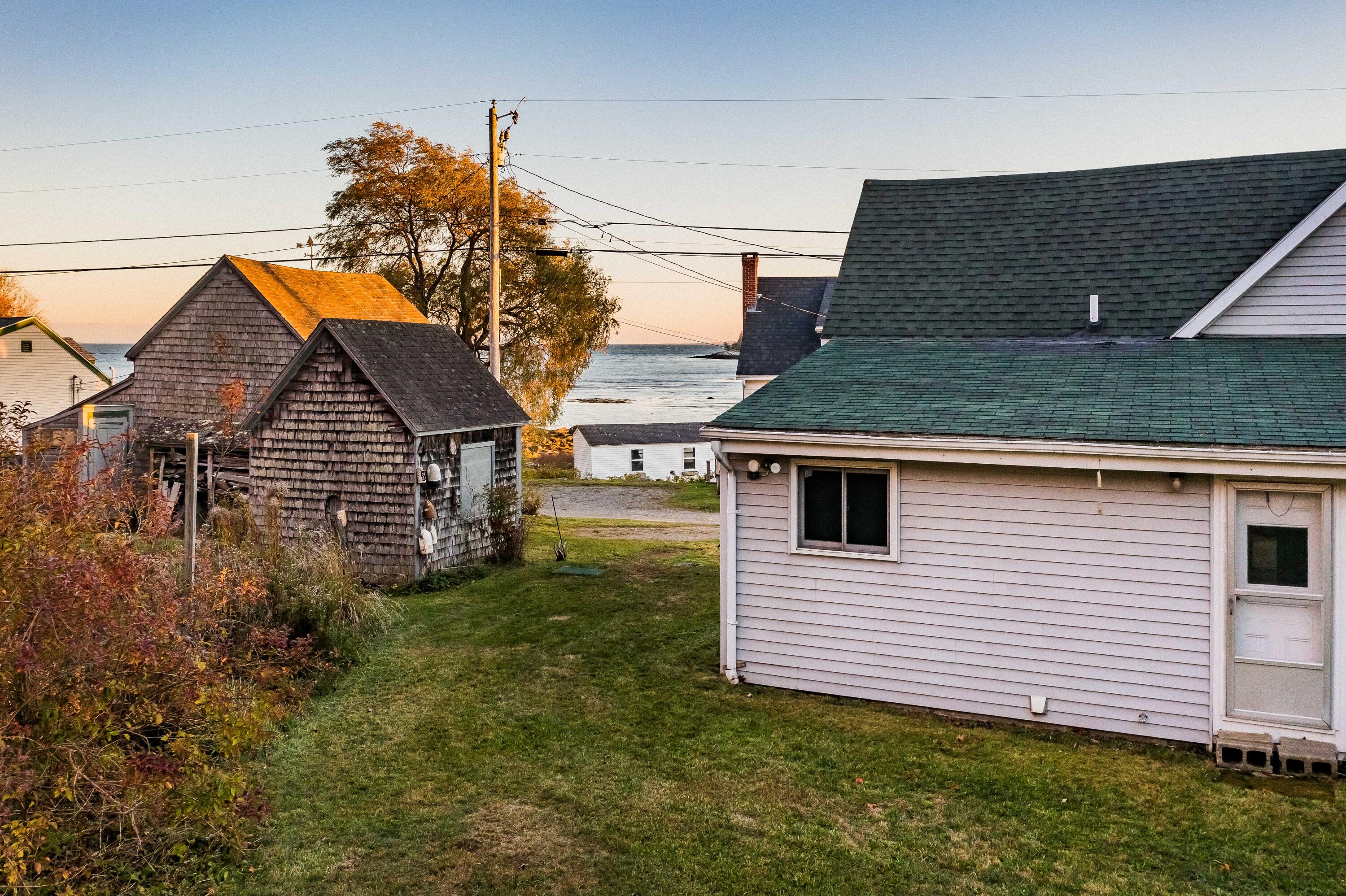 18 Third & Patricia Street Saint George ME 04859