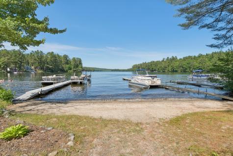 22 Cottage Lane Raymond ME 04071