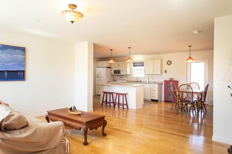 9 Country Way Rockland ME 04841