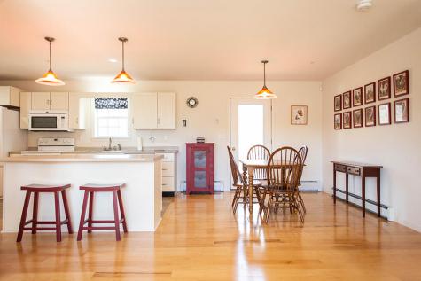 9 Country Way Rockland ME 04841
