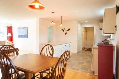 9 Country Way Rockland ME 04841