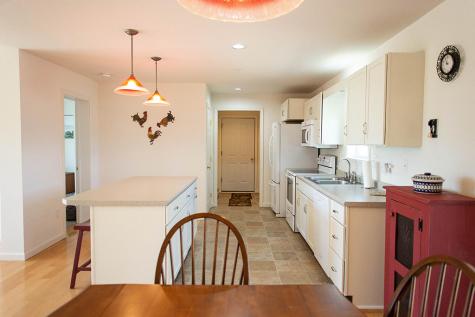 9 Country Way Rockland ME 04841
