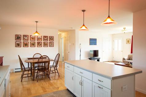 9 Country Way Rockland ME 04841