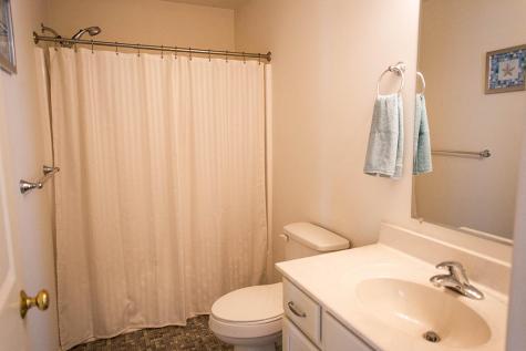 9 Country Way Rockland ME 04841