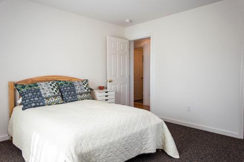 9 Country Way Rockland ME 04841