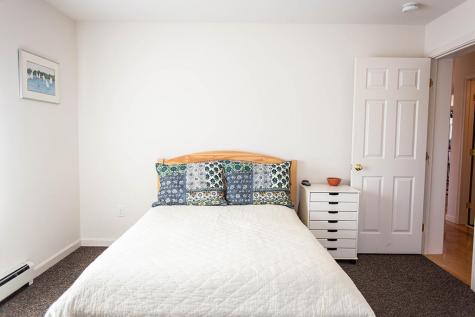9 Country Way Rockland ME 04841