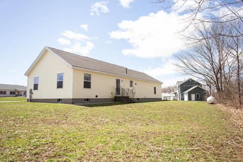 9 Country Way Rockland ME 04841