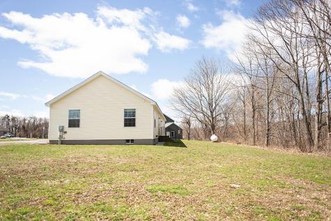 9 Country Way Rockland ME 04841