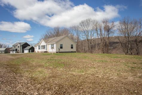 9 Country Way Rockland ME 04841