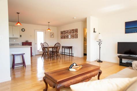 9 Country Way Rockland ME 04841