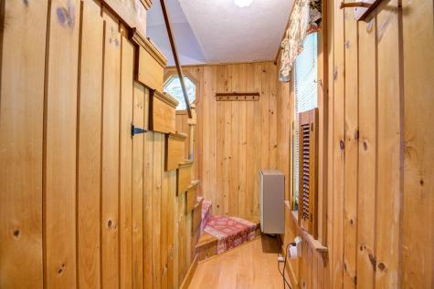 22 Copper Lane Waterford ME 04088