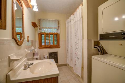 22 Copper Lane Waterford ME 04088