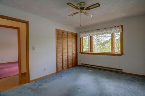 22 Copper Lane Waterford ME 04088