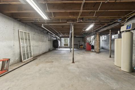 42 Westport Bridge Road Wiscasset ME 04578