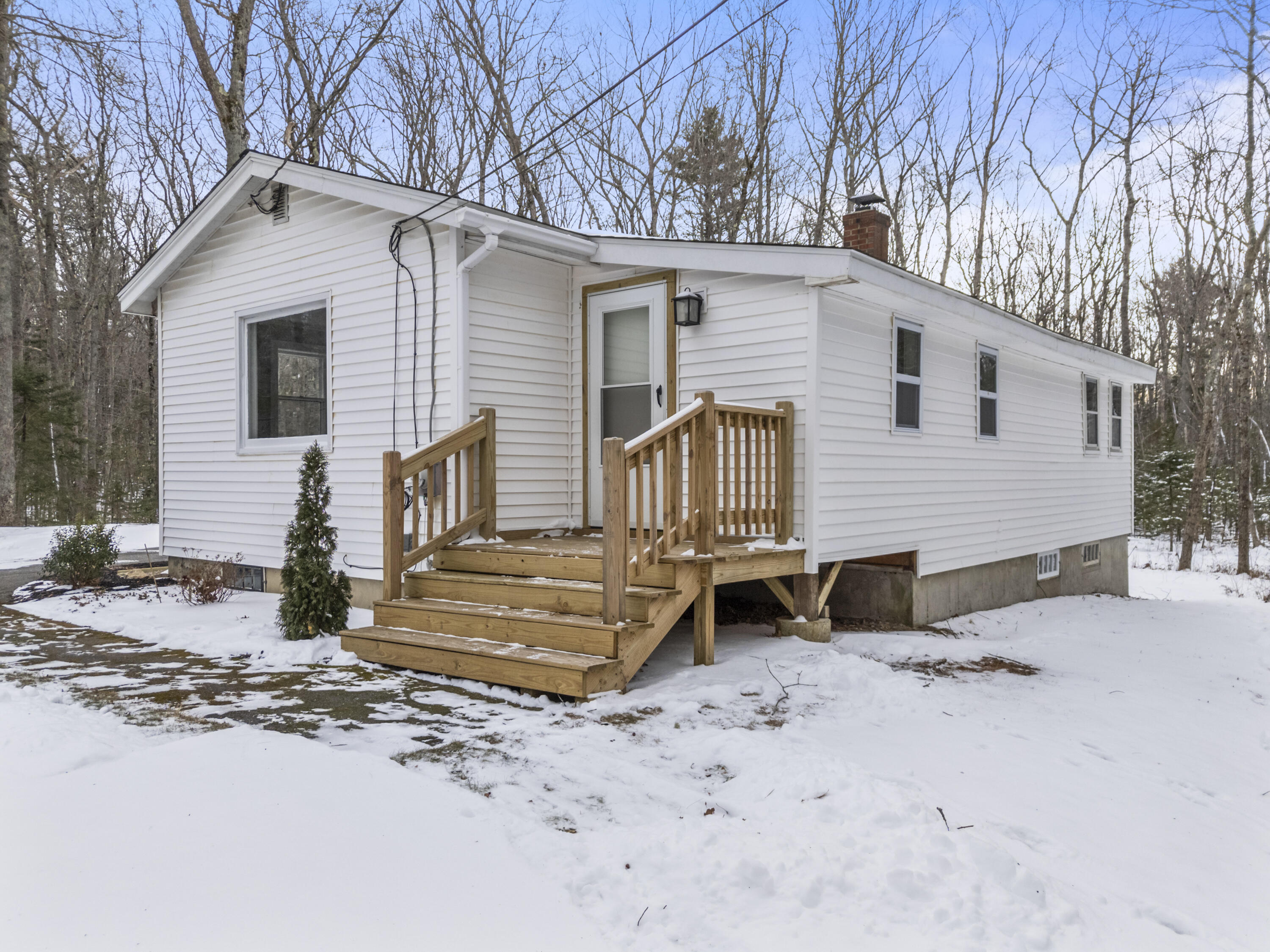 42 Westport Bridge Road Wiscasset ME 04578