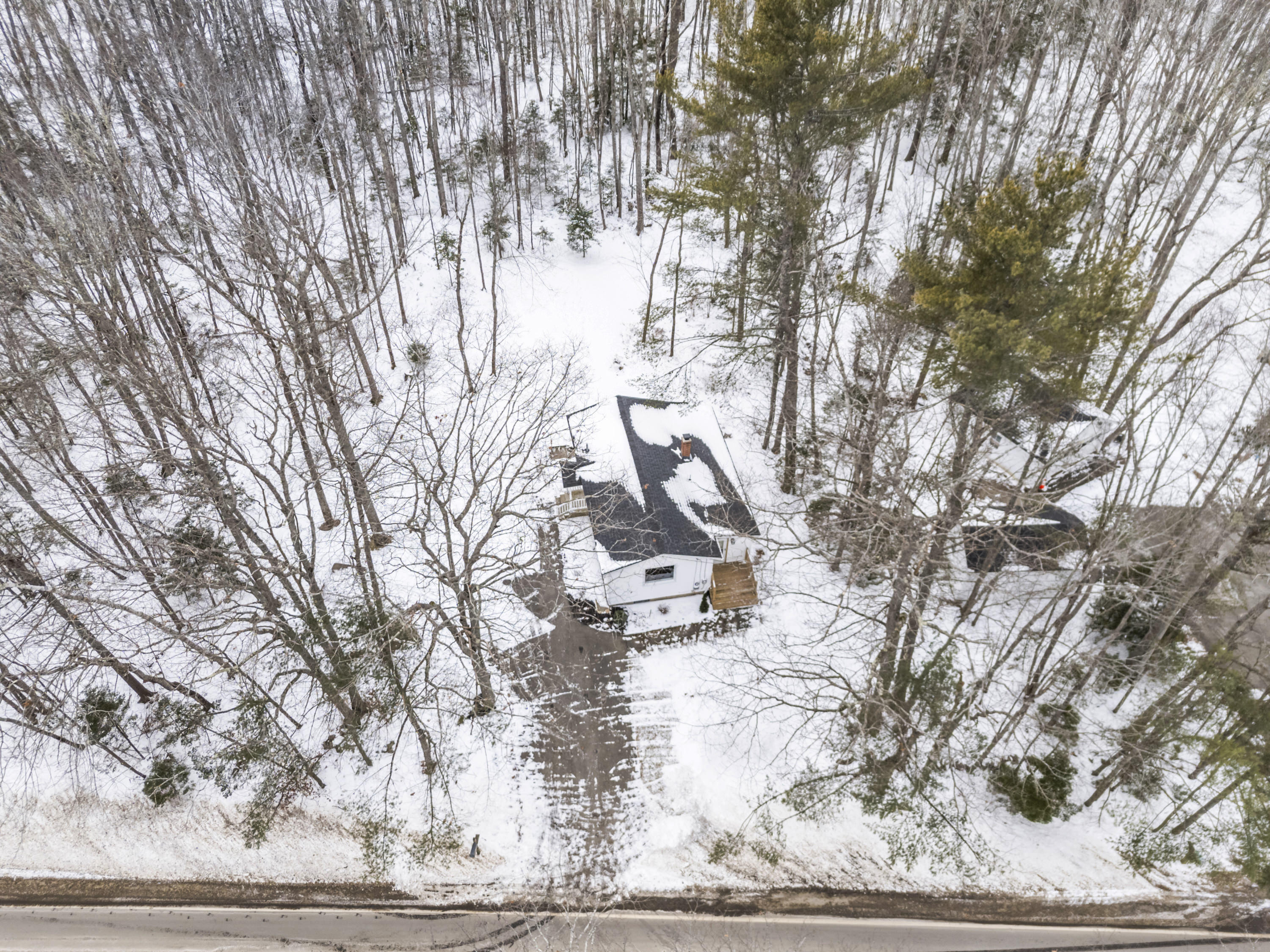 42 Westport Bridge Road Wiscasset ME 04578