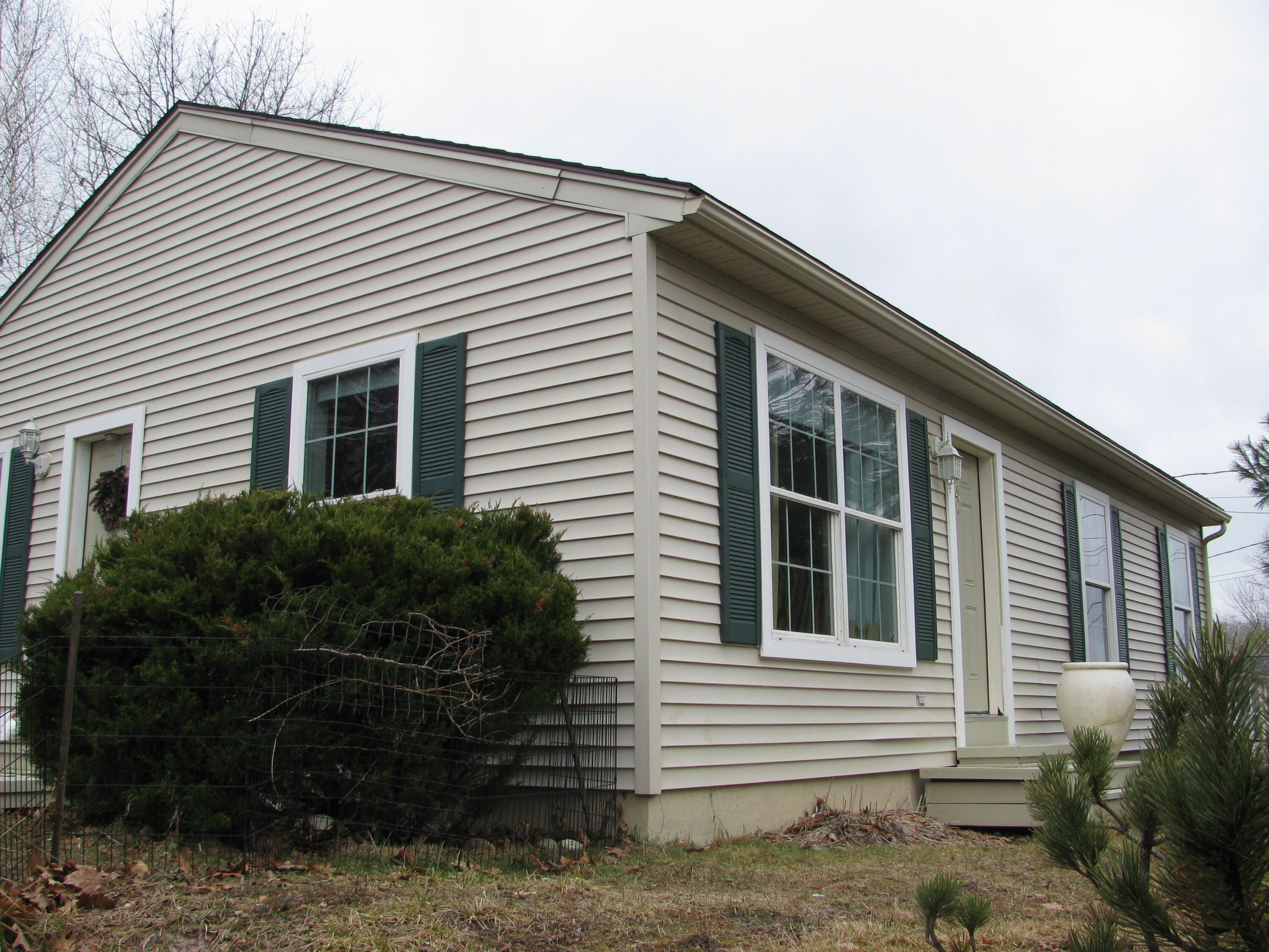4 Chenault Street Lewiston ME 04240