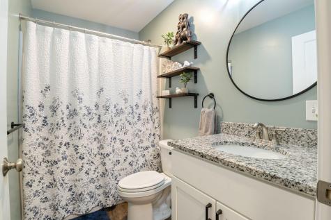 8 Estes Drive Standish ME 04084